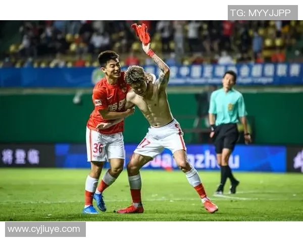 重庆网球队阵地战革新探索:提升竞技水平与团队协作的新策略 重庆网球队阵地战革新探索:提升竞技水平与团队协作的新策略